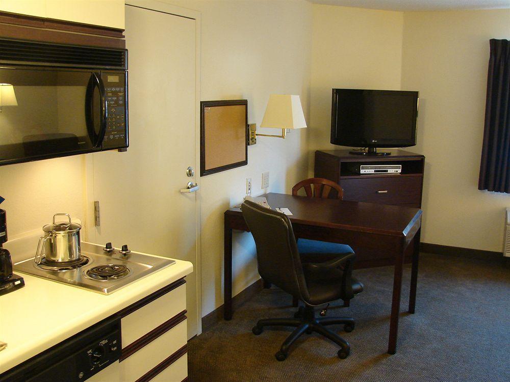 Candlewood Suites Raleigh Crabtree By Ihg Eksteriør billede