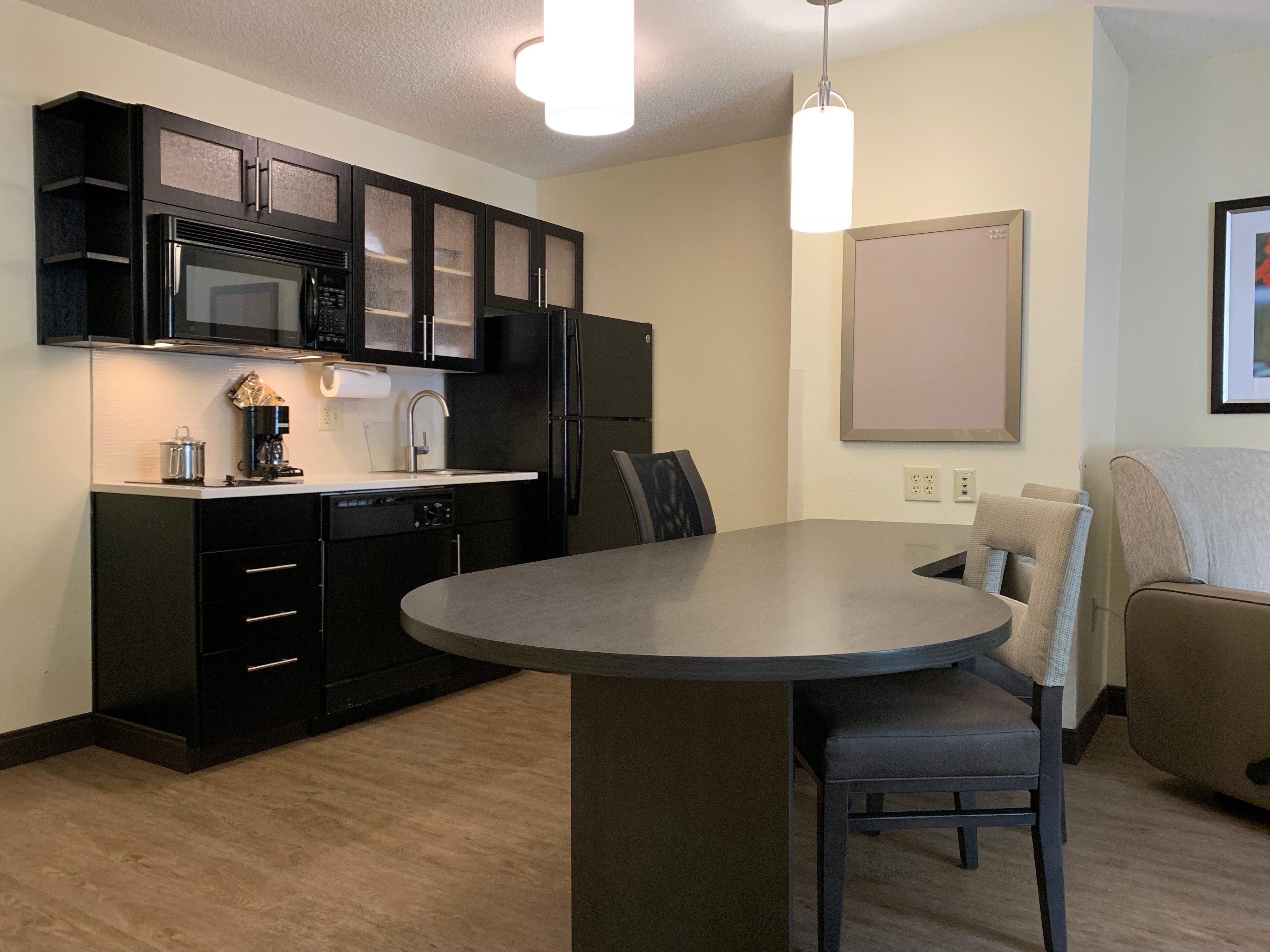 Candlewood Suites Raleigh Crabtree By Ihg Eksteriør billede