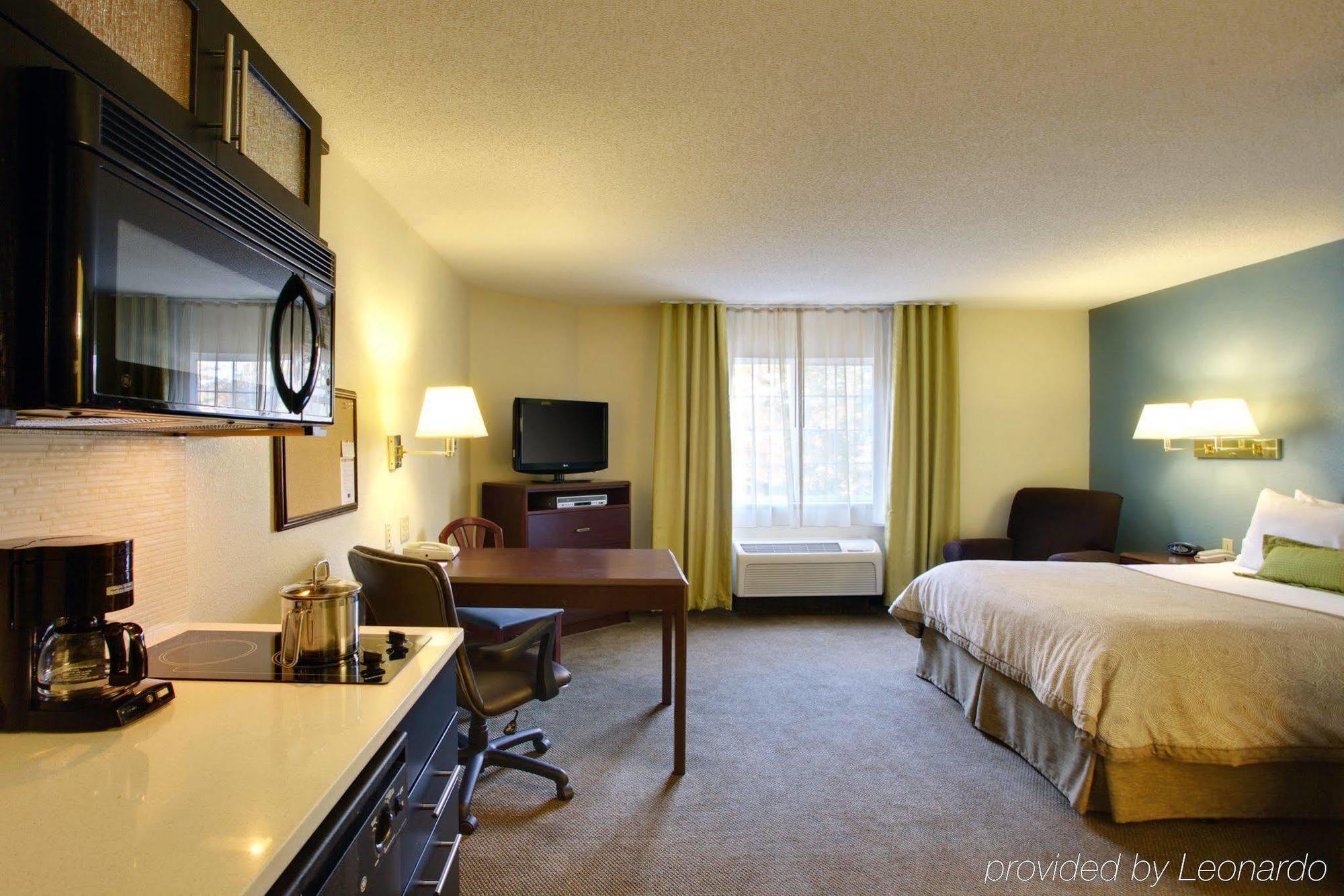 Candlewood Suites Raleigh Crabtree By Ihg Eksteriør billede