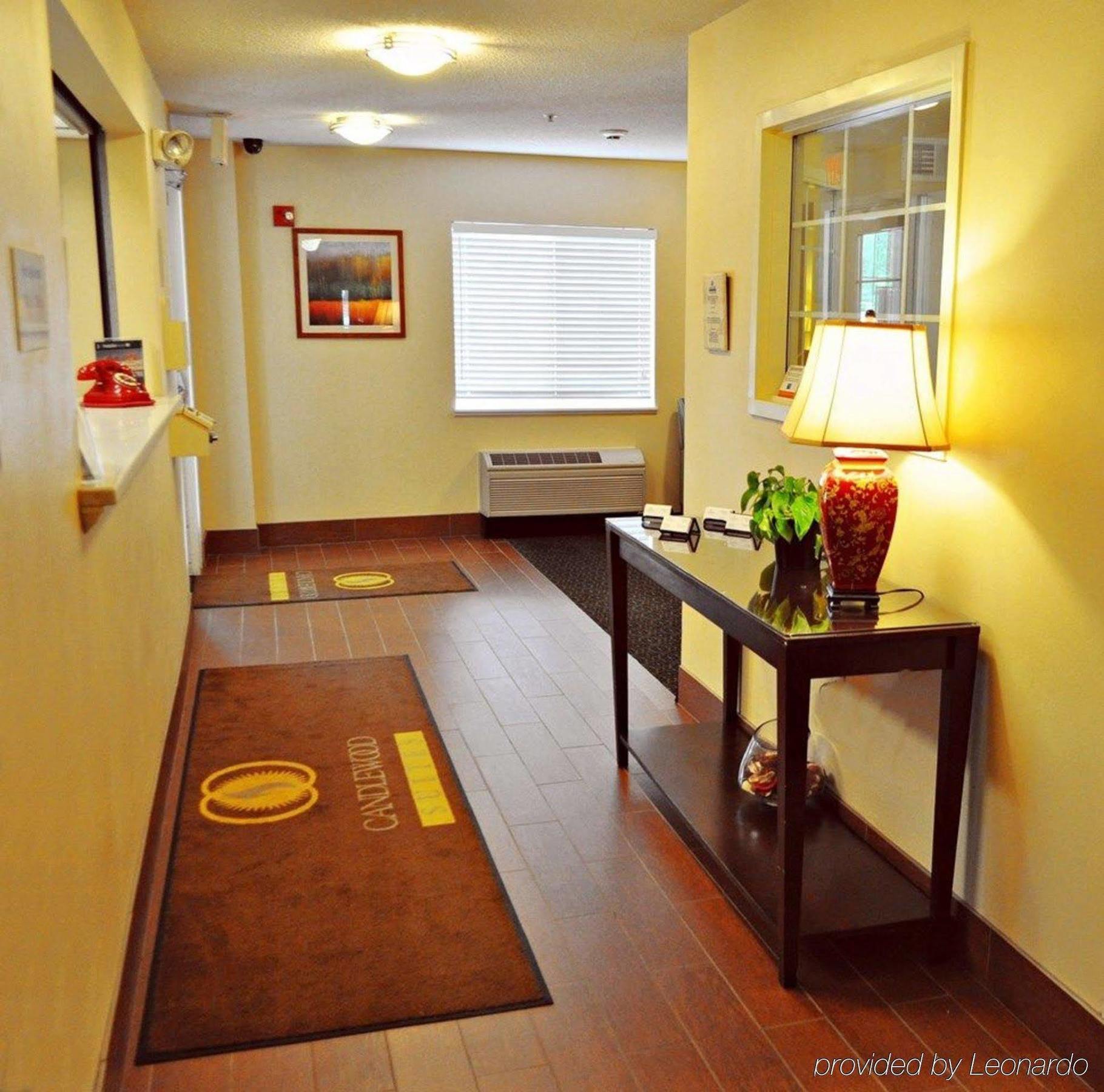 Candlewood Suites Raleigh Crabtree By Ihg Eksteriør billede