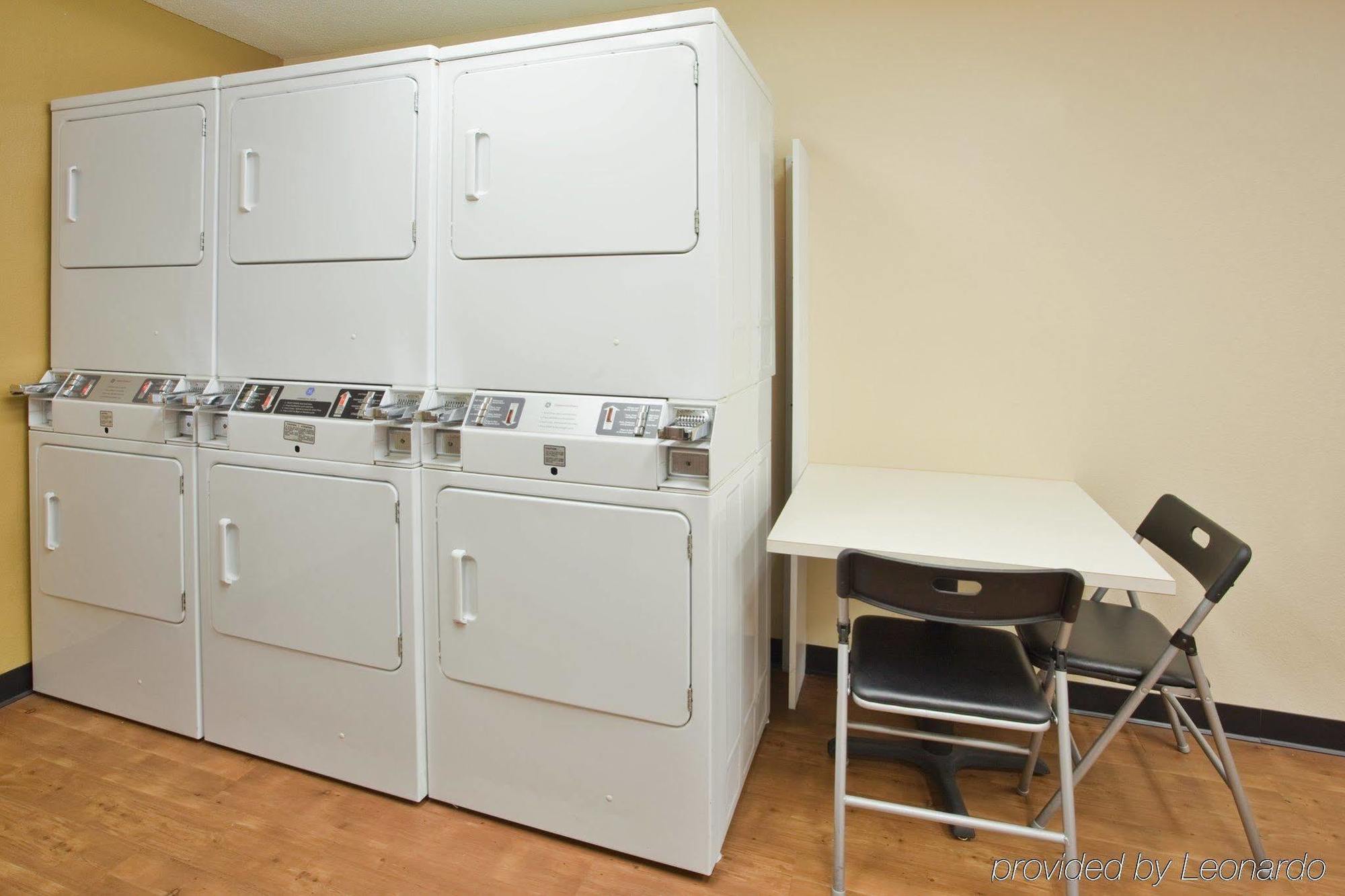 Candlewood Suites Raleigh Crabtree By Ihg Eksteriør billede