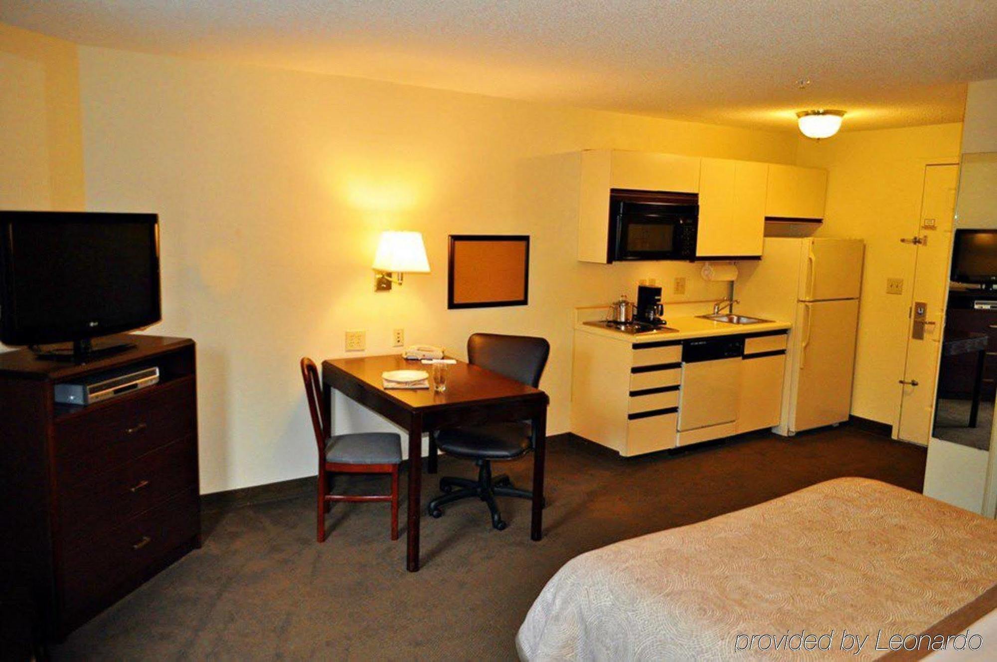 Candlewood Suites Raleigh Crabtree By Ihg Eksteriør billede